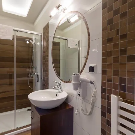 酒店 Gorski Raj 科尼基