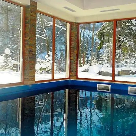 Gorski Raj Hotel 3*