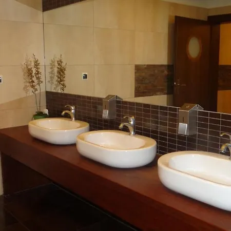 Ξενοδοχείο Gorski Raj 3*